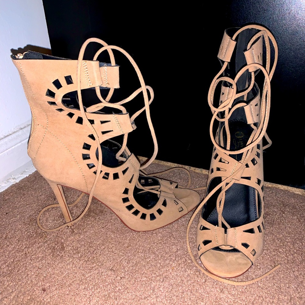 Tan Heels